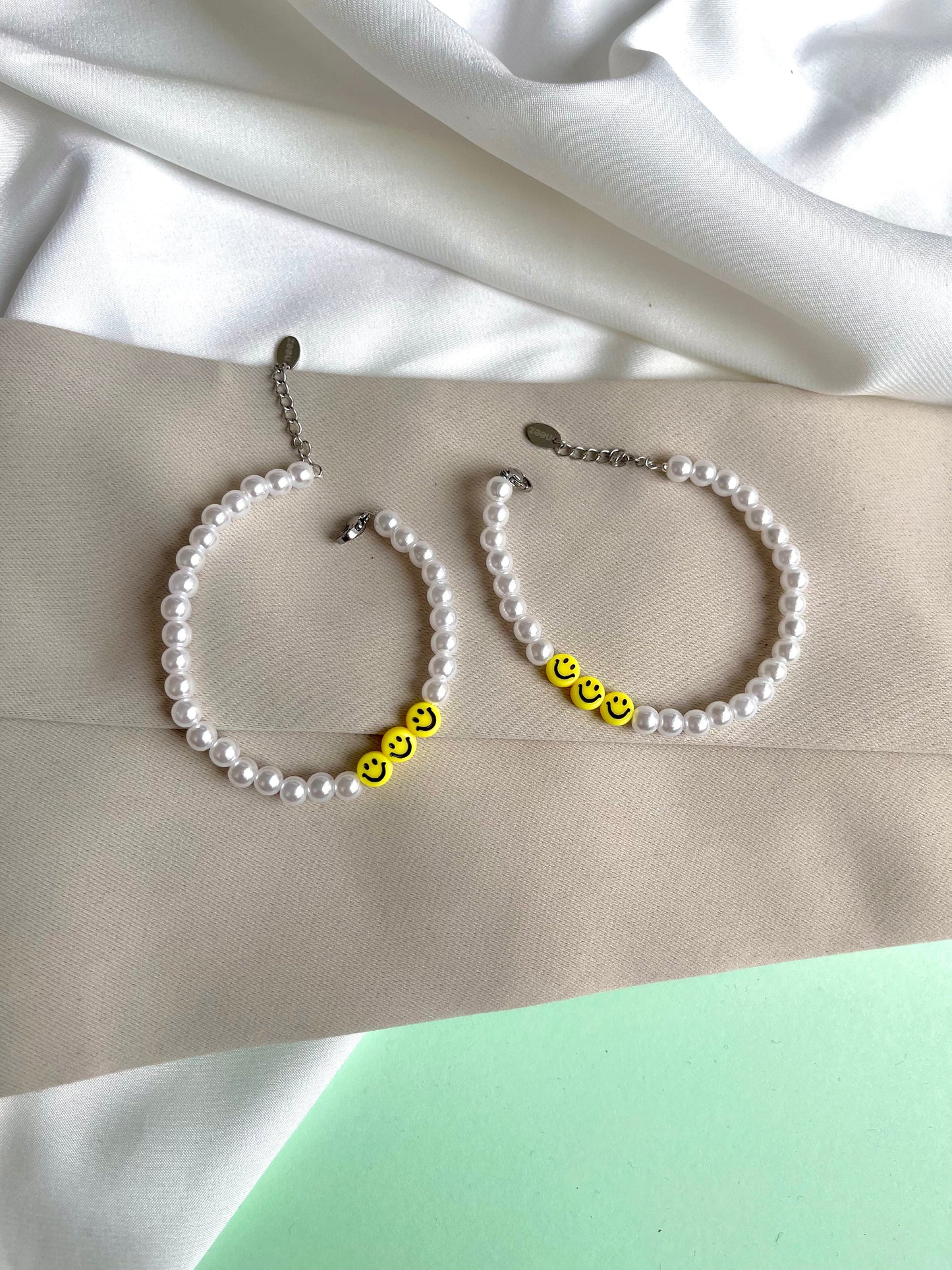 Smiley matching narukvice