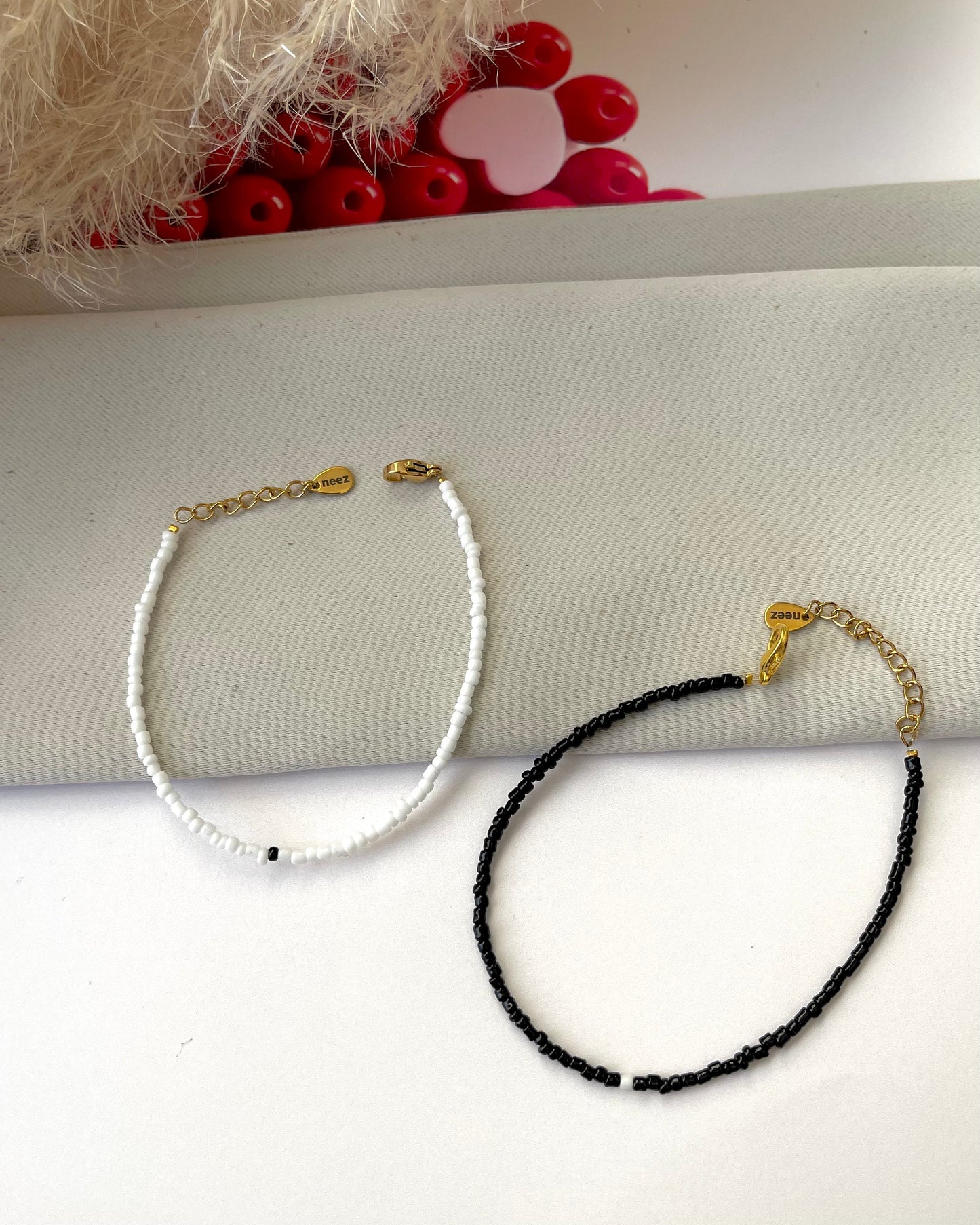 B&W Matching Narukvice